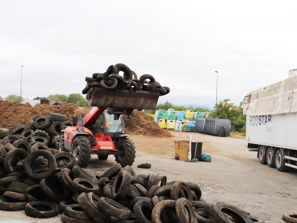 Collecte de pneus agricoles usagés en Sud-Grésivaudan