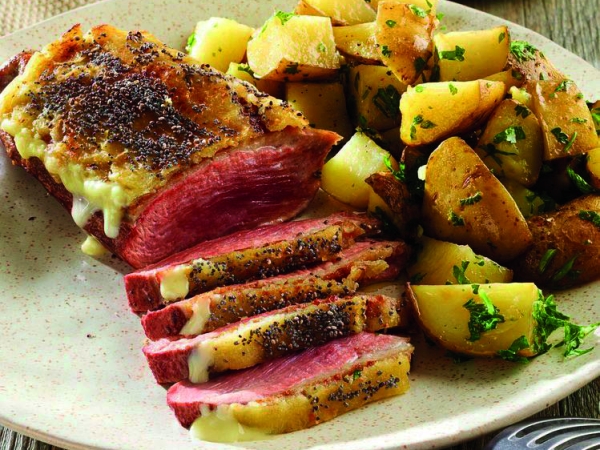 Recette - Canard rôti, croûte de saint-marcellin IGP et pommes grenailles 