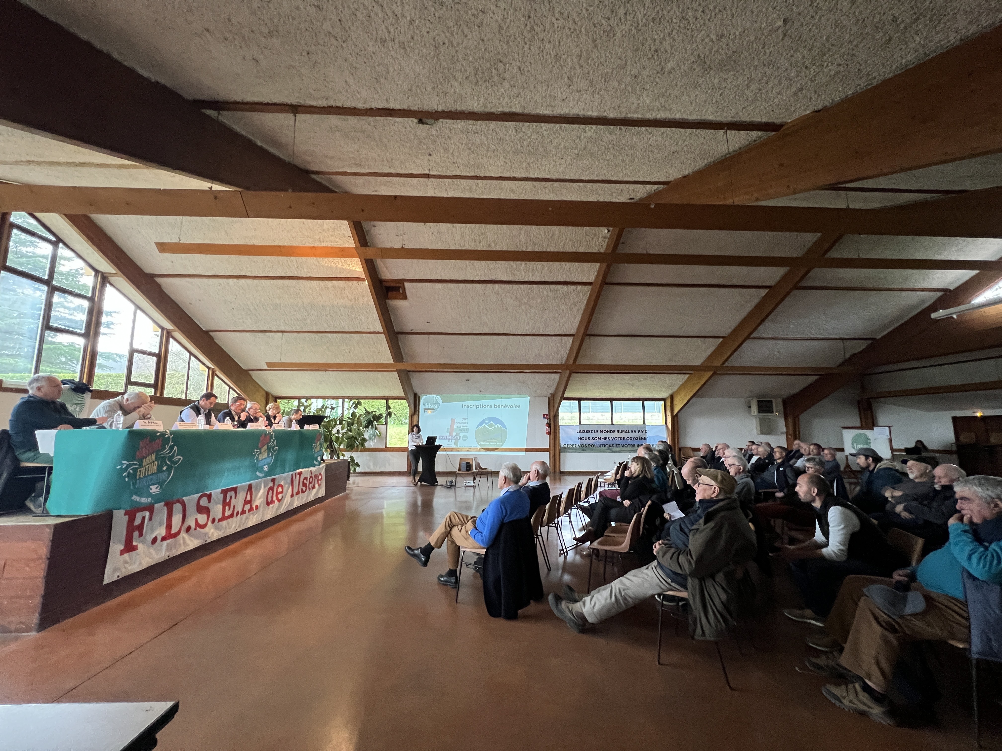 Réunion de syndicalistes agriculteurs